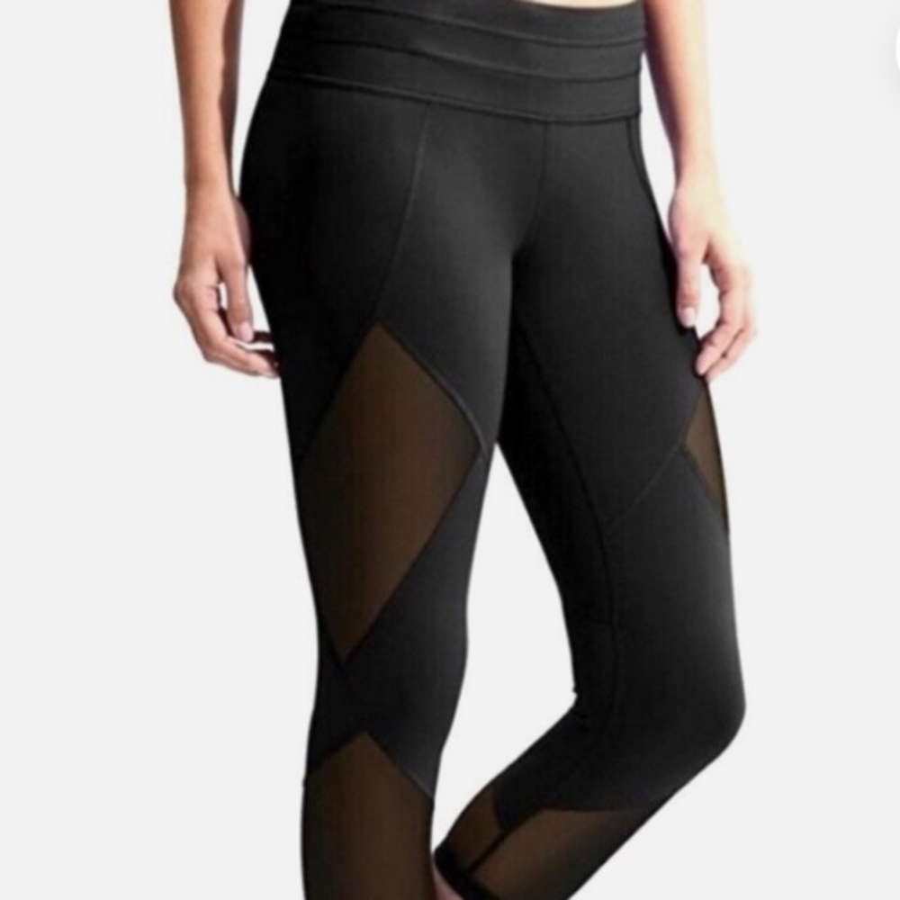 Athleta Mesh Sonar Cropped Active Workout Black‎ Leggings - Size M. - Picture 8 of 9